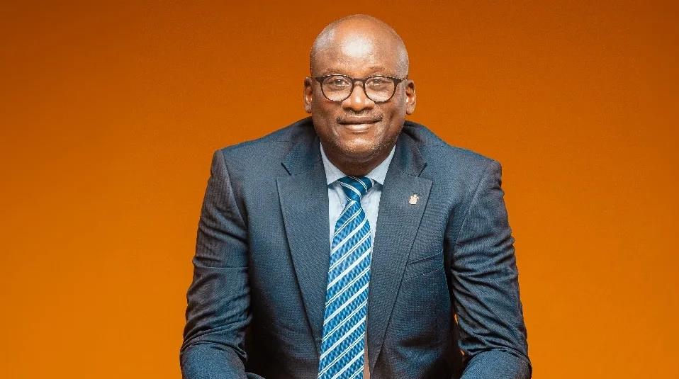 Issaka Issaka Adamou nouveau président de la Fédération de Football - journaux
